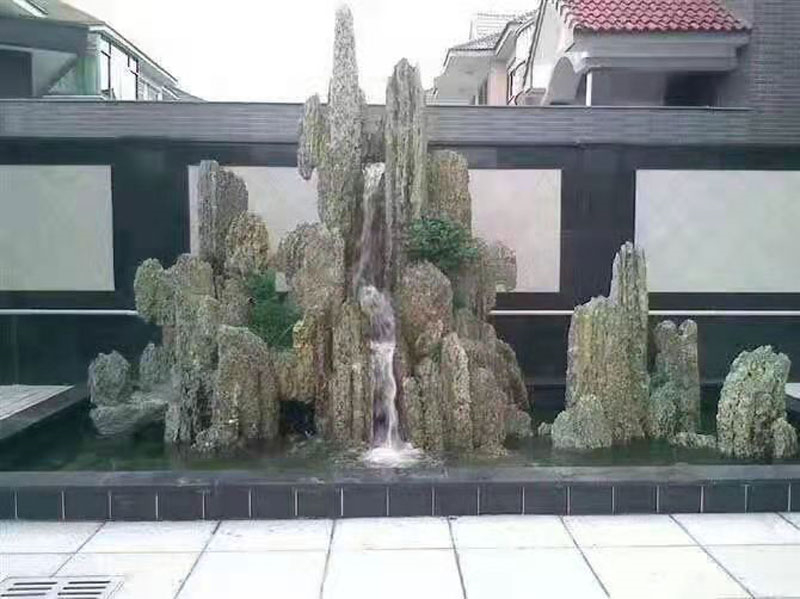 龙骨石假山1.jpg
